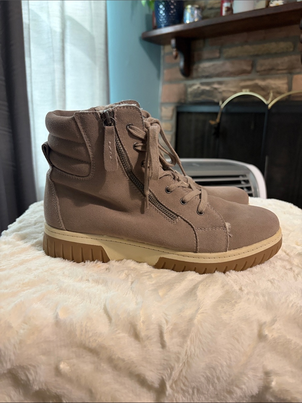 Women’s White Mountain Lace-Up Ankle Boots in Taupe